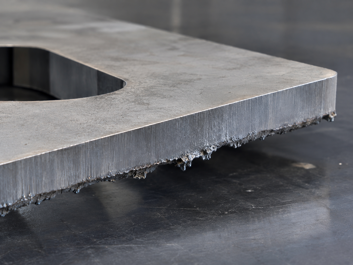 Thick Stainless Steel Laser Cutting: Causes of Slag and Ways to Improve Cut Quality